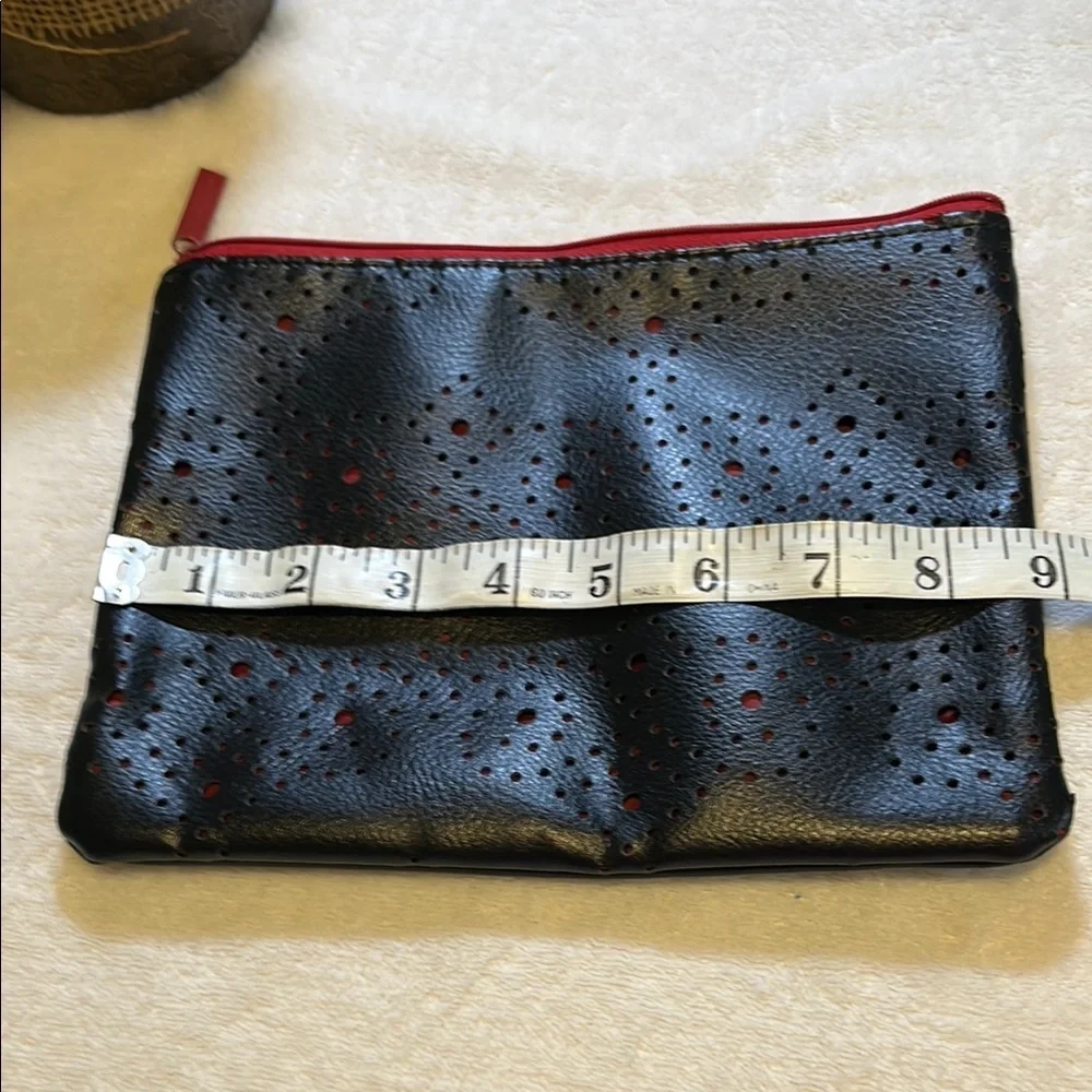 🖤 Cole Haan for American Airlines Black & Red Cosmetic Bag Travel Pouch ✈️